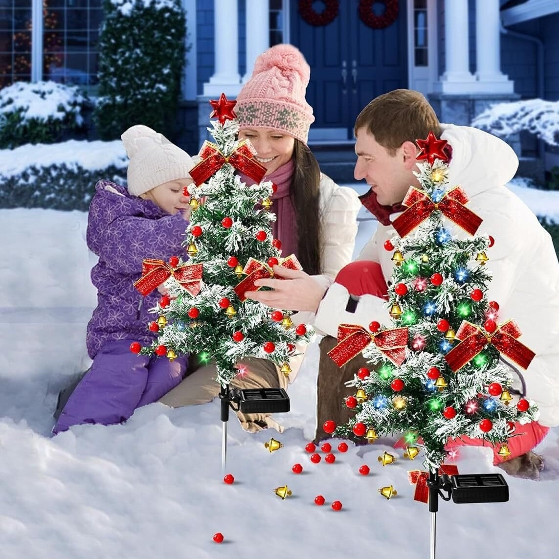 🎄 Solar Christmas Tree Light – Add Holiday Magic to Your Outdoors✨🎄